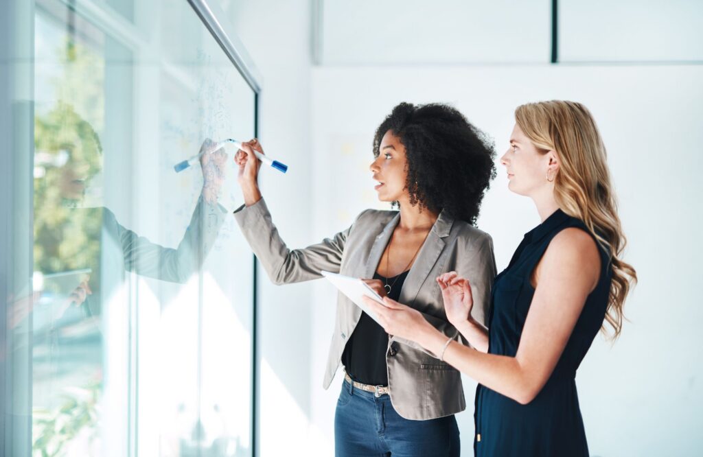 Small Business Branding Tips That Help You Stand Out Online 